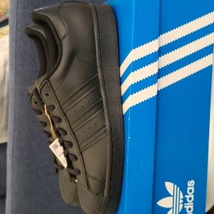 Adidas Supserstar 10.5 Black